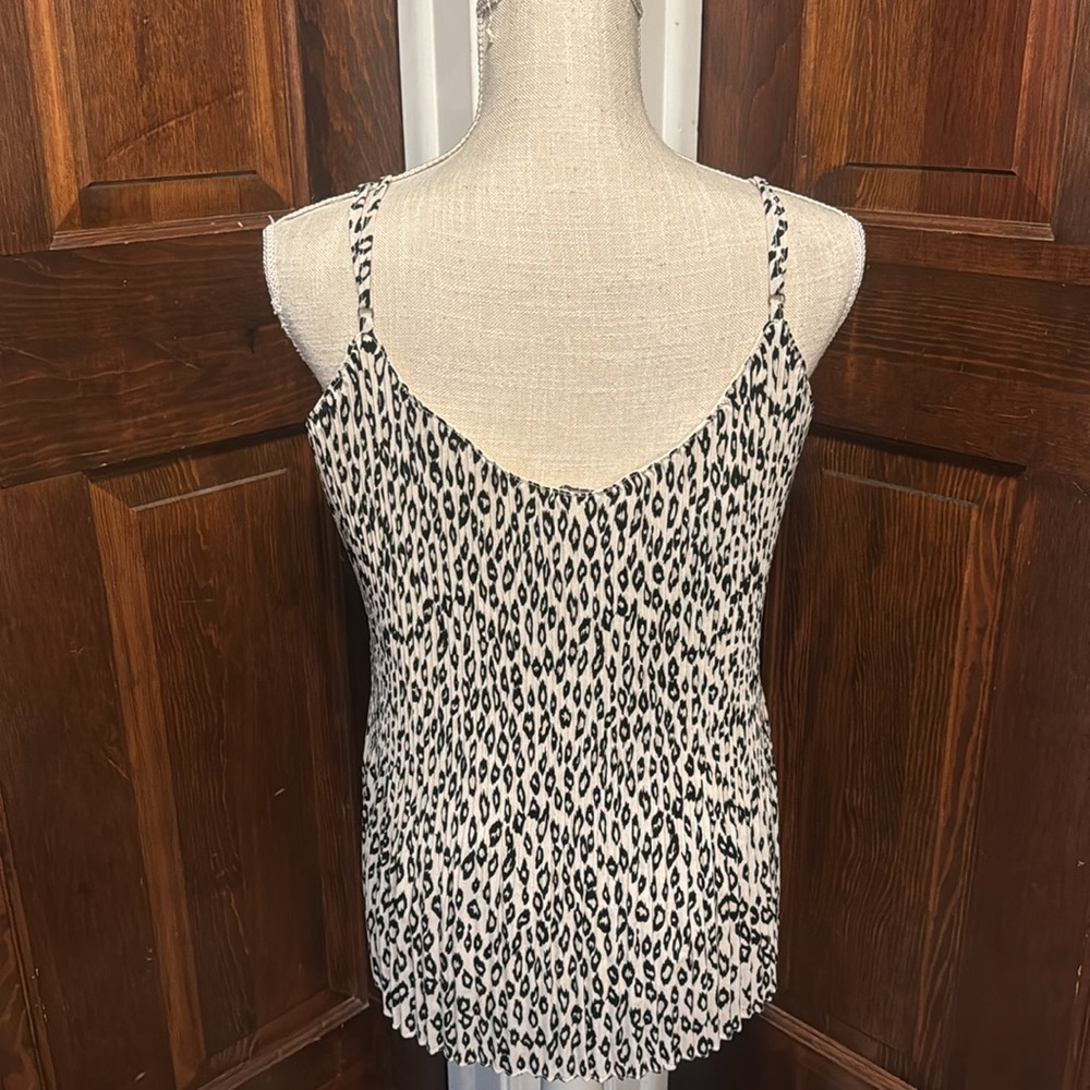 Umgee Leopard Print Spaghetti Strap Crinkled Top - image 3